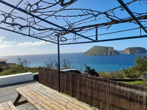 Natural landscape, Balcony/Terrace, Sea view