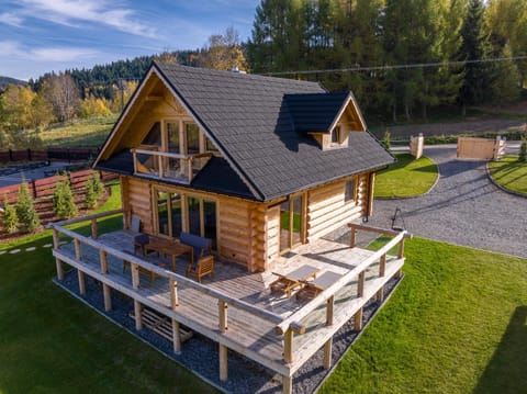 Property building, Natural landscape, Garden, Garden view
