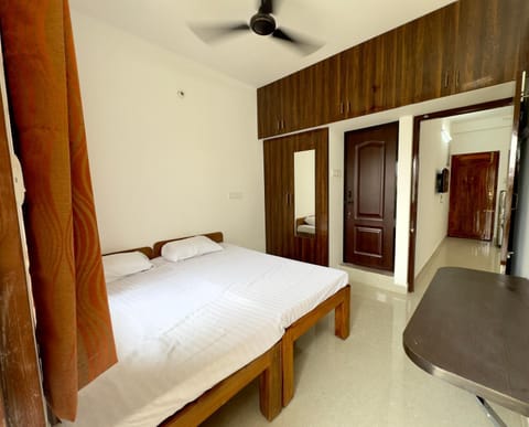 Bed, Bedroom, air conditioner