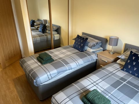 TAIGH CATHIE, 67 Alma Road Apartment in Fort William