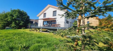 Property building, Garden, Garden view