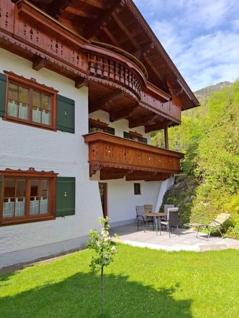 Property building, Garden, Garden view