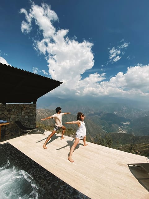 Nearby landmark, Natural landscape, Hot Tub, Mountain view