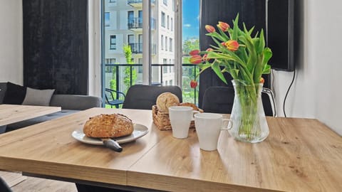 Balcony/Terrace, Living room, Dining area, On site, Inner courtyard view