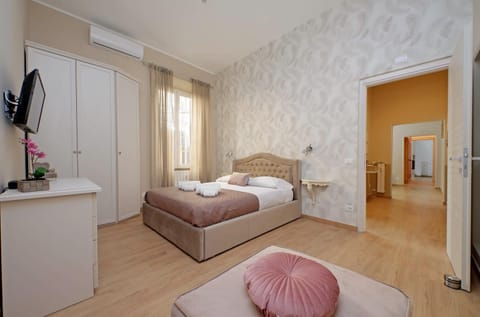 Bed, Bedroom, wardrobe