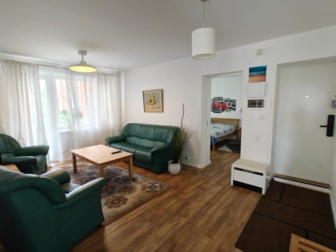 Communal lounge/ TV room, Living room, Seating area