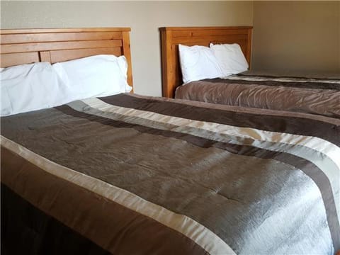 Beach House Sleep 20 with VIP pkg, Bachelor Parties Welcomed House in Village Four Seasons