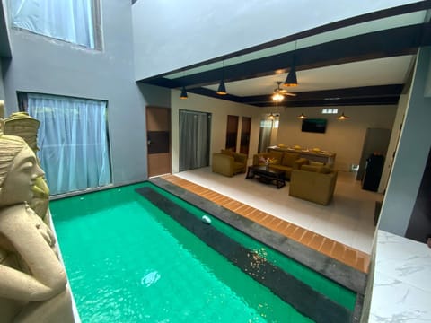 Living room, Swimming pool