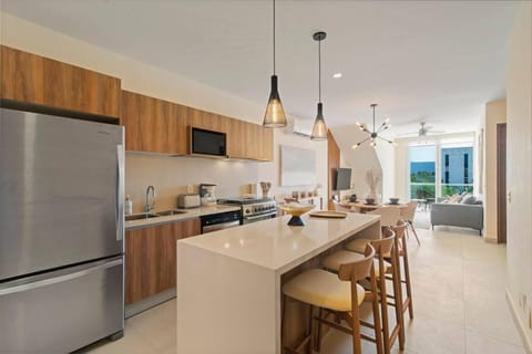 Kitchen or kitchenette, Dining area, Sea view, Sea view, dishwasher, minibar, pet friendly, stove, toaster