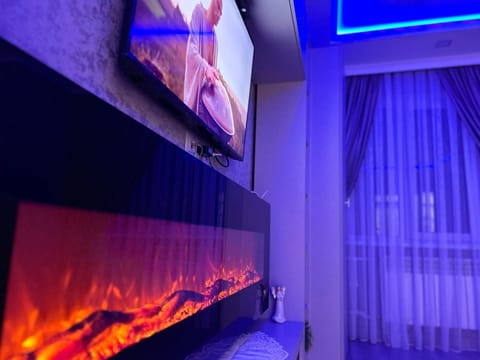 TV and multimedia, Evening entertainment