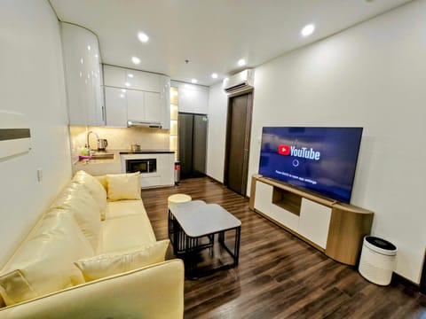 Communal lounge/ TV room, TV and multimedia, Kitchen or kitchenette, Living room, Seating area, Evening entertainment, minibar, stove, air conditioner
