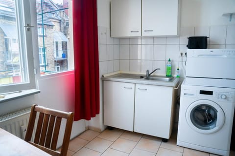 Mainz Innenstadt 3 Zimmer Altbauwohnung Apartment in Mainz