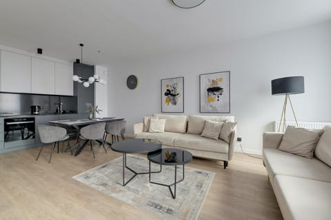 Kitchen or kitchenette, Living room, Seating area, Dining area