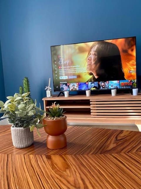 Communal lounge/ TV room, TV and multimedia, Evening entertainment