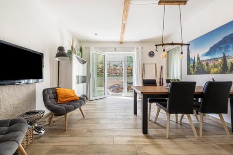 Property building, Living room