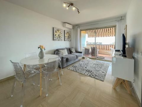 Le monteverdi Apartment in Monaco