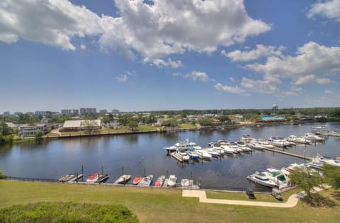 Barefoot Yacht Club Villas - 2-804 House in North Myrtle Beach