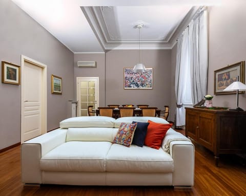 Giovio 11 - Eccellente - Spazioso - Centrale Apartment in Milan