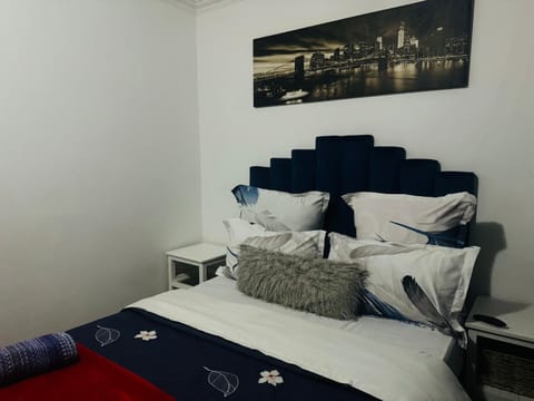 Affordable Guest house in Mwobray Bed and Breakfast in Cape Town