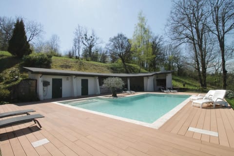 Rare villa in the heart of Little Savoyard Venice Villa in Auvergne-Rhône-Alpes