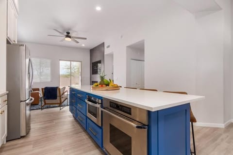 The Lomas House in Casas Adobes