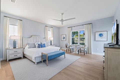 Taj Duval, Sleeps 14, Pool, Lux House in Jacksonville Beach