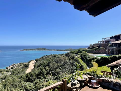 Natural landscape, View (from property/room), Balcony/Terrace, Balcony/Terrace, Pool view, Sea view, Swimming pool