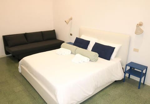 Appartamento al Duomo di Parma - posto auto privato prenotabile Apartment in Parma