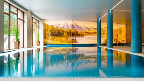 Swimming pool, Swimming pool