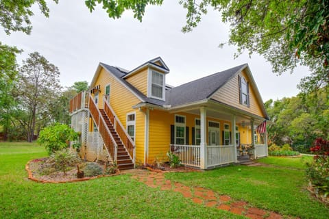 16 Mi to Dtwn Orlando Quiet Apt with Pool Access Apartment in Lake Mary