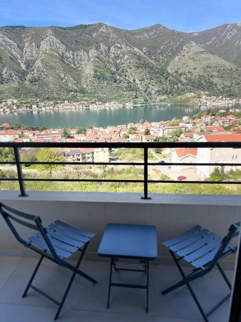 View (from property/room), Balcony/Terrace, Sea view