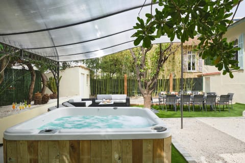 Hot Tub, Spa and wellness centre/facilities, Spa and wellness centre/facilities