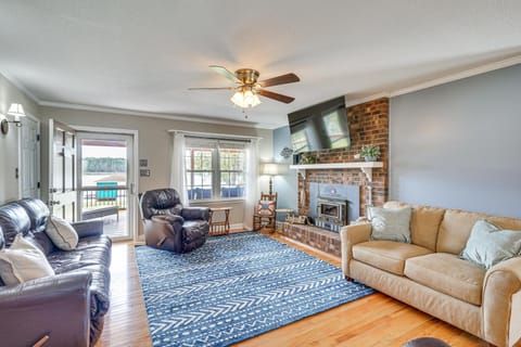 Waterfront Lake Gaston Home with Private Dock! House in Lake Gaston