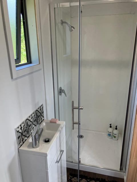 Kahu cabin Cabin in Raglan