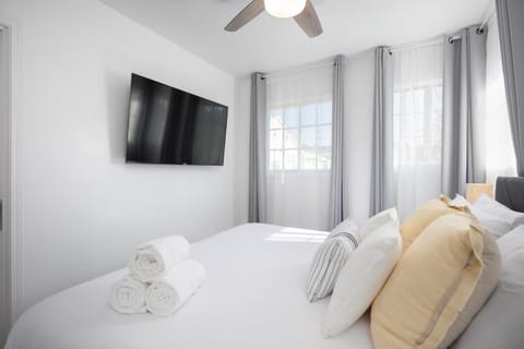 3 Bedroom House - Fire Pit Table BBQ - 10 Guests House in La Mesa