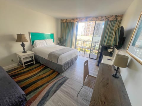 Homey Aqua Palms Studio condo Apartment in McCully-Moiliili