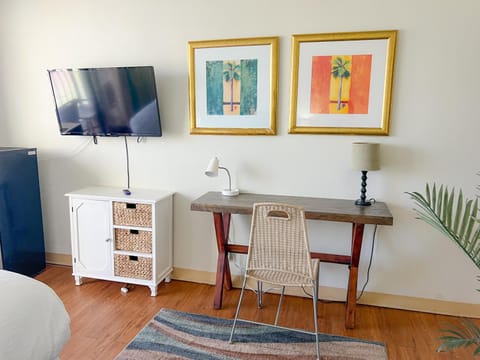 Homey Aqua Palms Studio condo Apartment in McCully-Moiliili