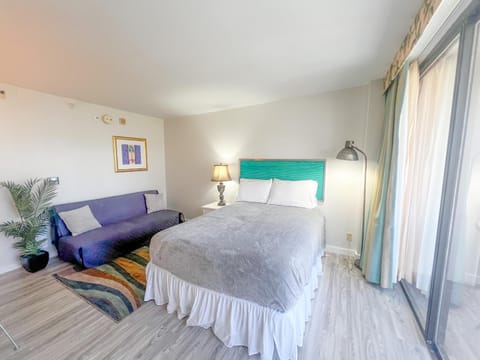 Homey Aqua Palms Studio condo Apartment in McCully-Moiliili