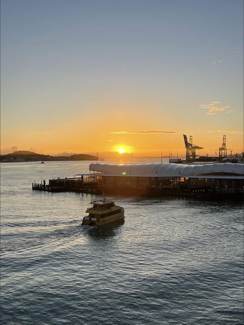View (from property/room), Landmark view, Sea view, Sunrise