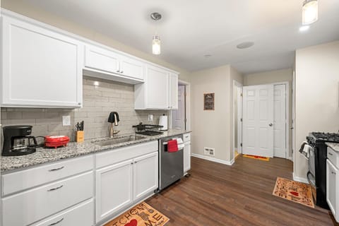 Chill Pad Deluxe by MARTA/Downtown/Midtown/Hartsfield Jackson Airport Vacation rental in East Point