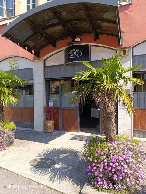 sleep well hotel total 2 stelle Hotel in Province of Brescia