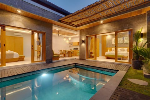 Property building, Swimming pool