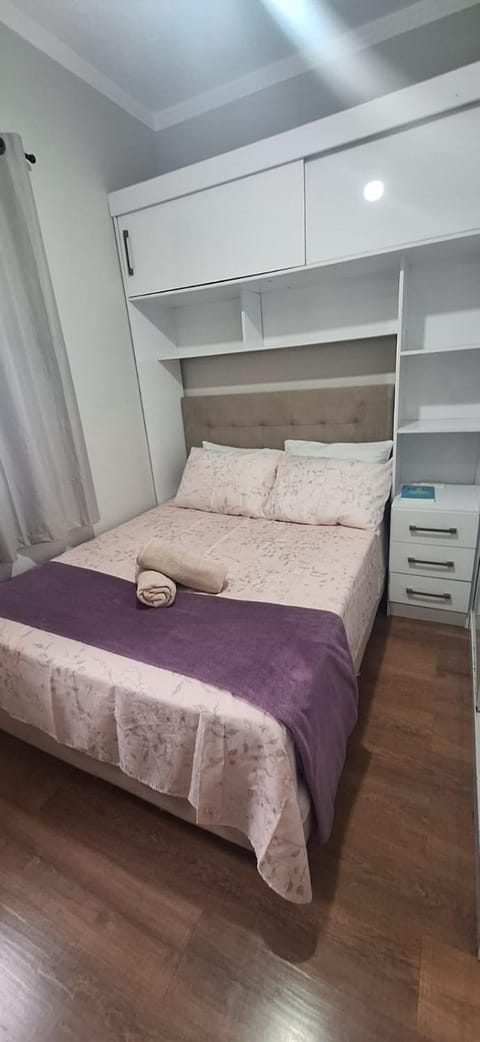 Bed, Photo of the whole room, Bedroom, Communal kitchen, wardrobe