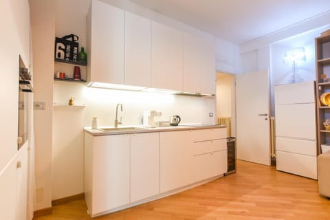 Kitchen or kitchenette, pet friendly