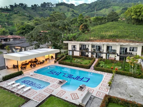 Property building, Spring, Day, Natural landscape, Garden, Lobby or reception, Garden view, Mountain view, Pool view, Swimming pool, Swimming pool, sunbed