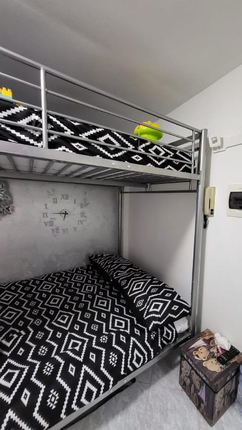 bunk bed