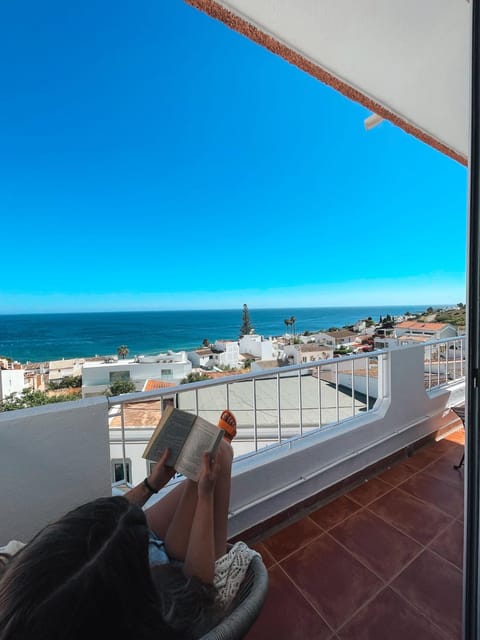 Natural landscape, Balcony/Terrace, Living room, Beach, Sea view