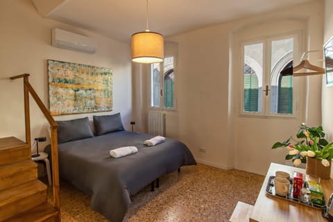Bed, Photo of the whole room, Bedroom, towels, air conditioner
