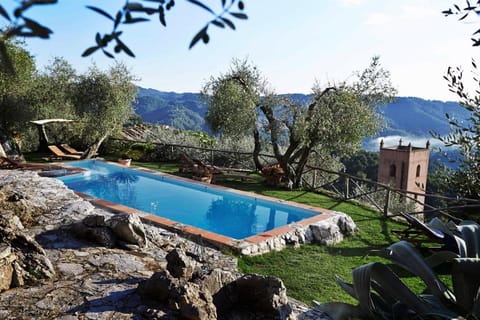 Natural landscape, Garden, Garden view, Mountain view, Pool view, Swimming pool, sunbed