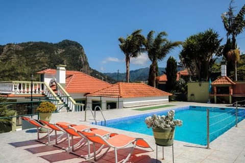 Natural landscape, Mountain view, Swimming pool, sunbed